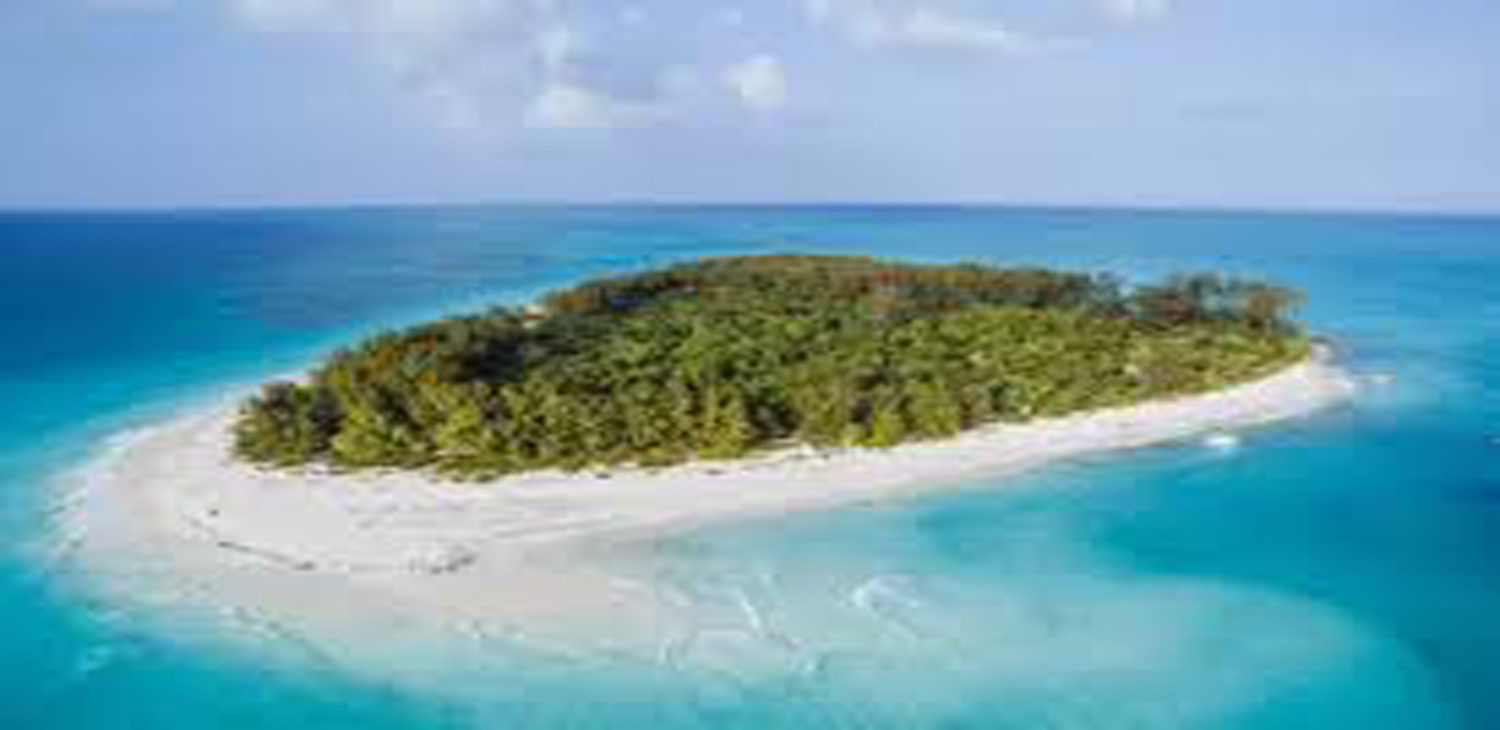 Snorkeling at Mnemba Atoll