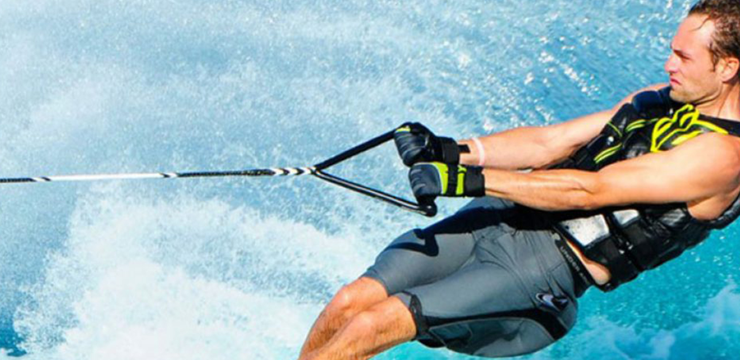 Waterskiing