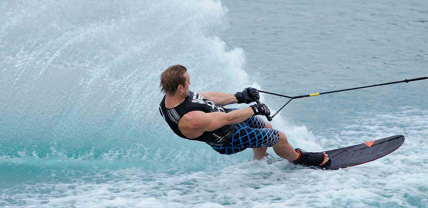Waterskiing